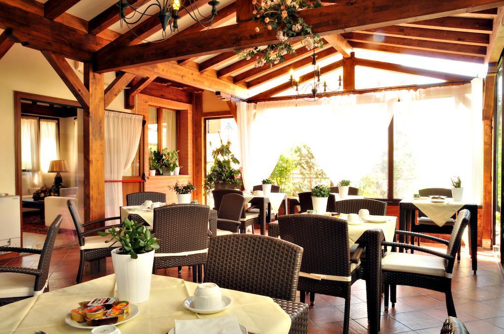 Hotel Ferro Di Cavallo Pavullo nel Frignano Eksteriør billede